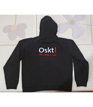 Sudadera negra de algodón con capucha